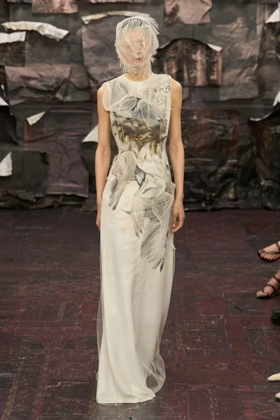 Look 22